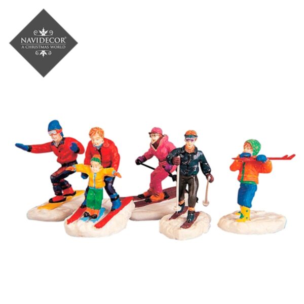 Winter fun figurines*